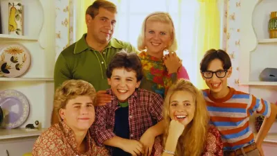 Anos Incríveis: Por Que Nenhuma Série Superou a Nostalgia?